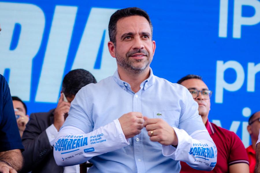 O governador Paulo Dantas, ao lado do vice-governador Ronaldo Lessa lançou o Programa Correria